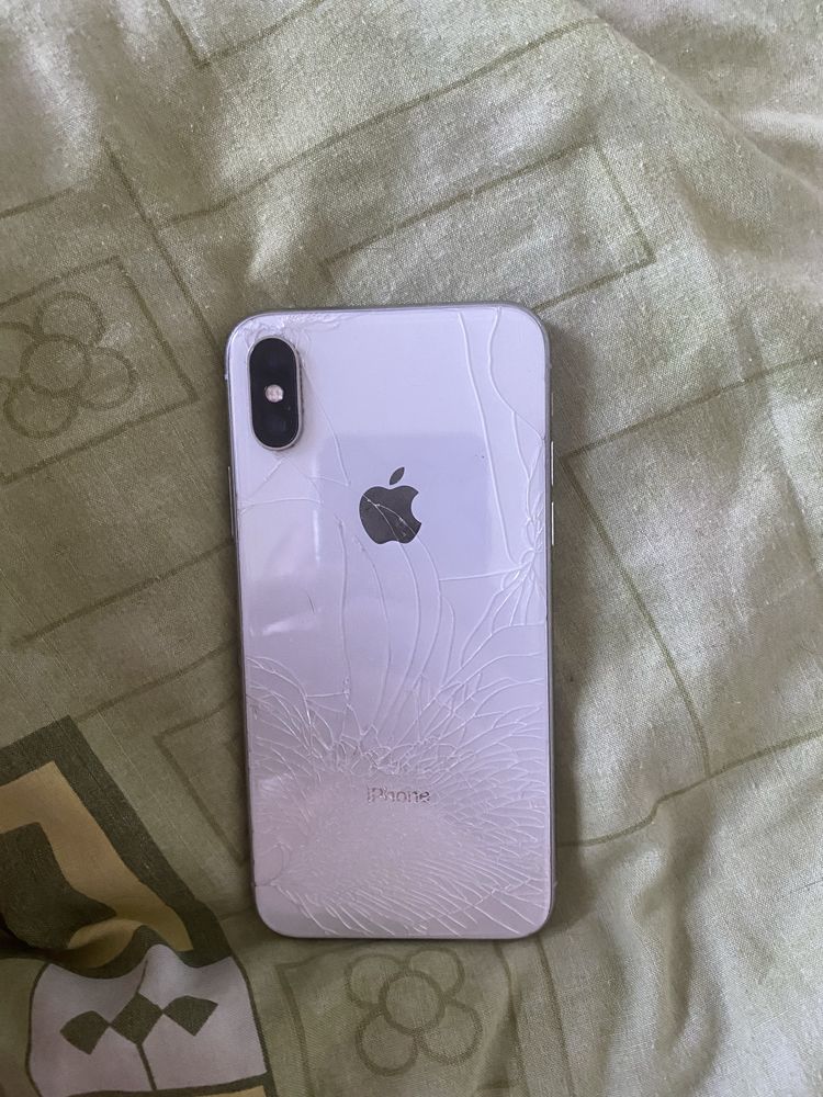 Iphone X на 128