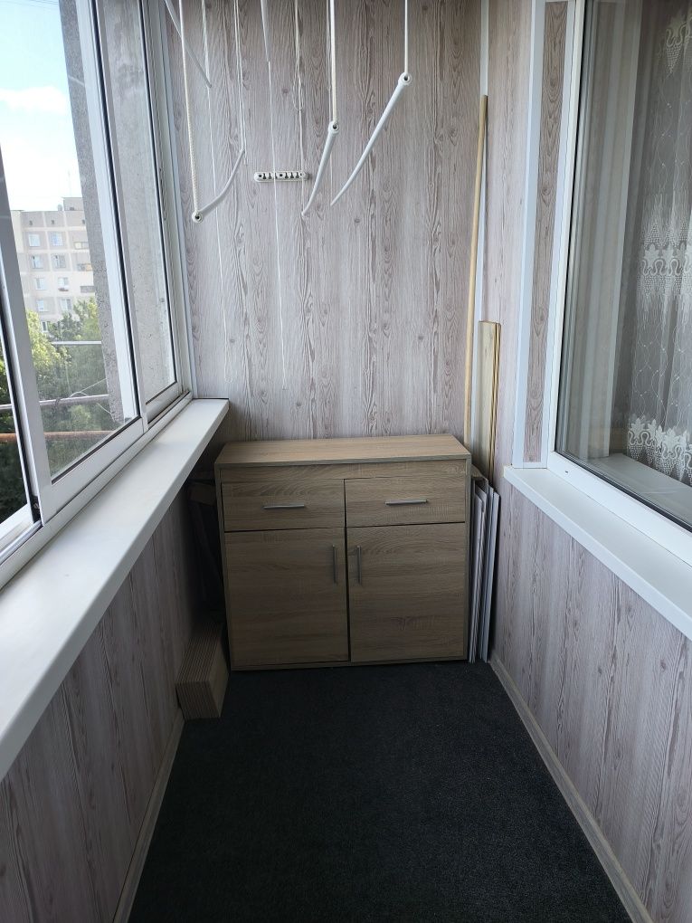 Здається дві  кімнати в двокімнатній квартирі без власників біля медун