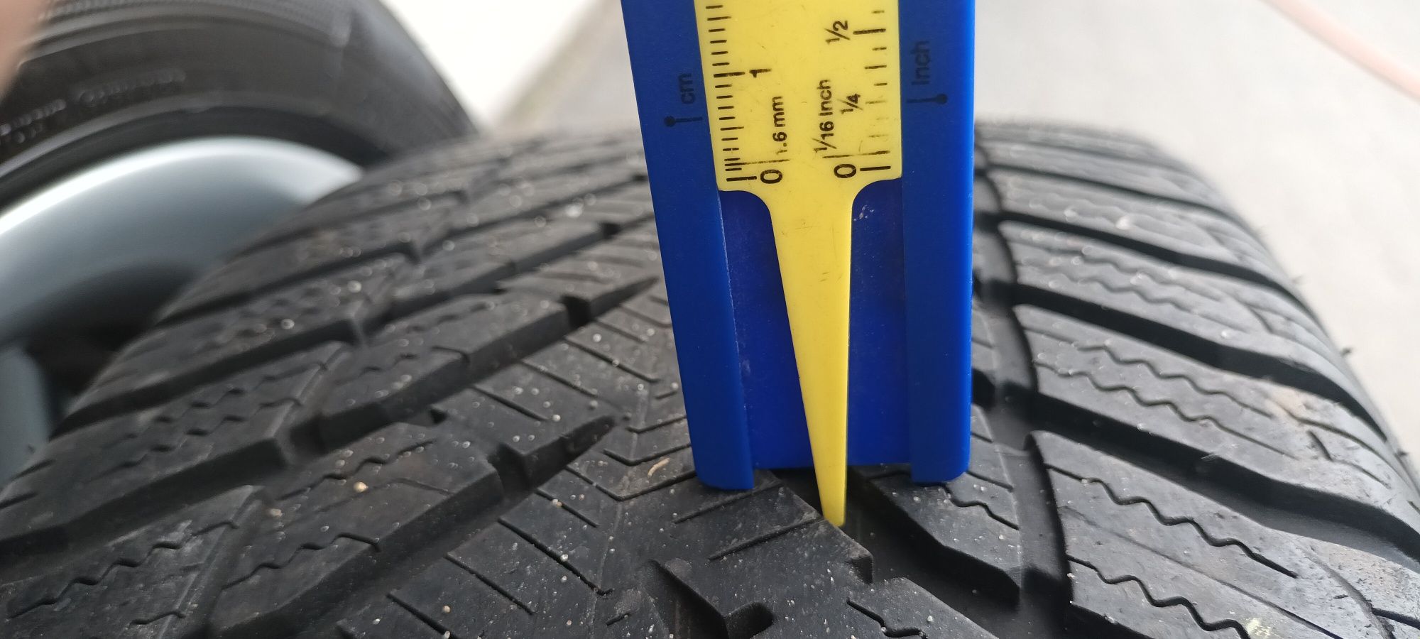 Koła Felgi Aluminiowe BMW 1 E81 E82 E87 E88 GoodYear 205/50/17 ET47 7m