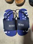 Hugo Boss шлепки детскае на резинки новые с биркой размер 27