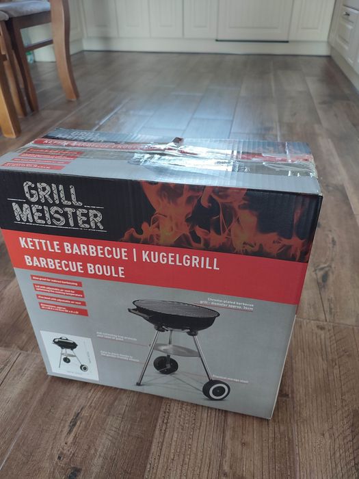 Grill węglowy okrągły kulisty nowy w pudełku