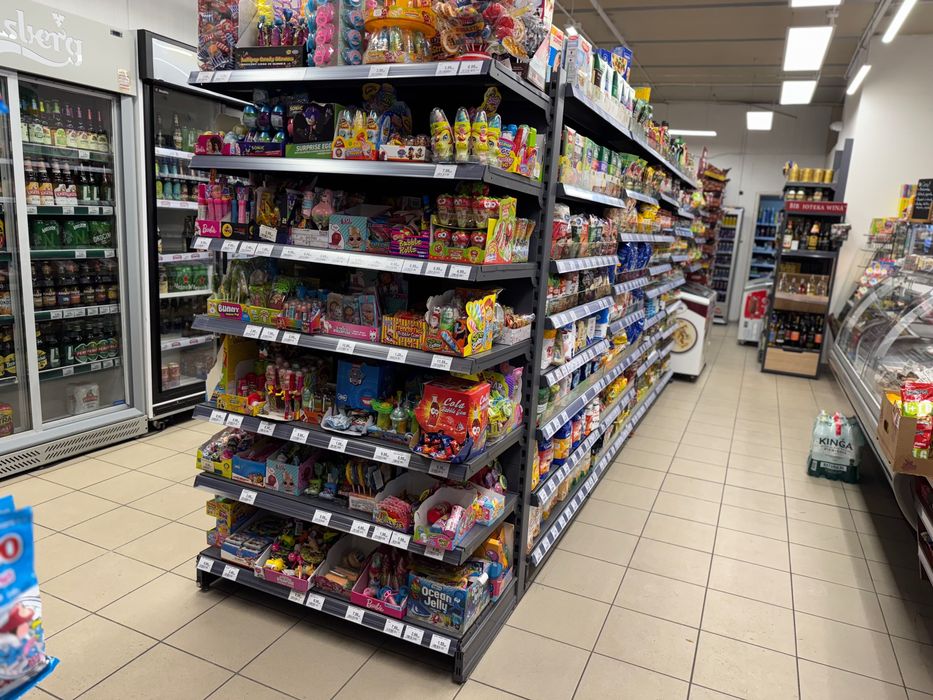 Sprzedam sklep obok Babic Starych