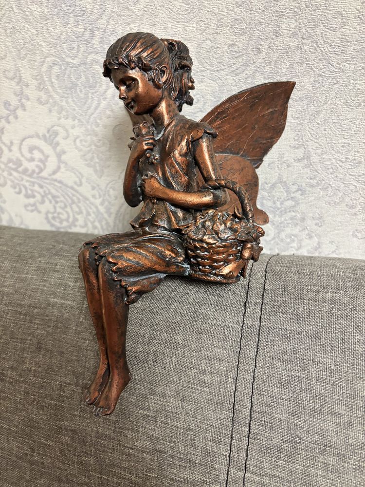 Фигурка феи из бронзы, декоративная статуэтка на край полки