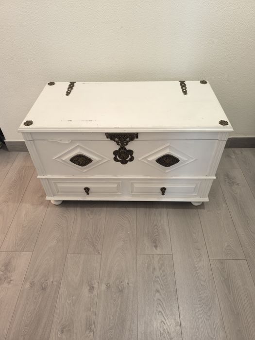 Baú madeira arrumação