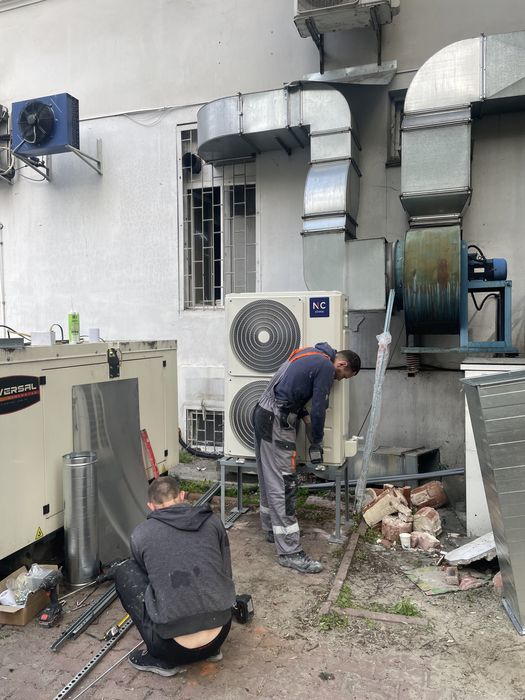 монтаж кондиціонера