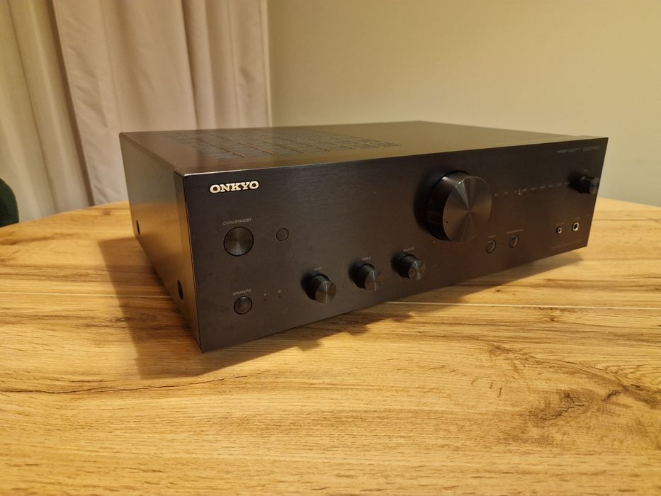 Wzmacniacz zintegrowany Onkyo A9050