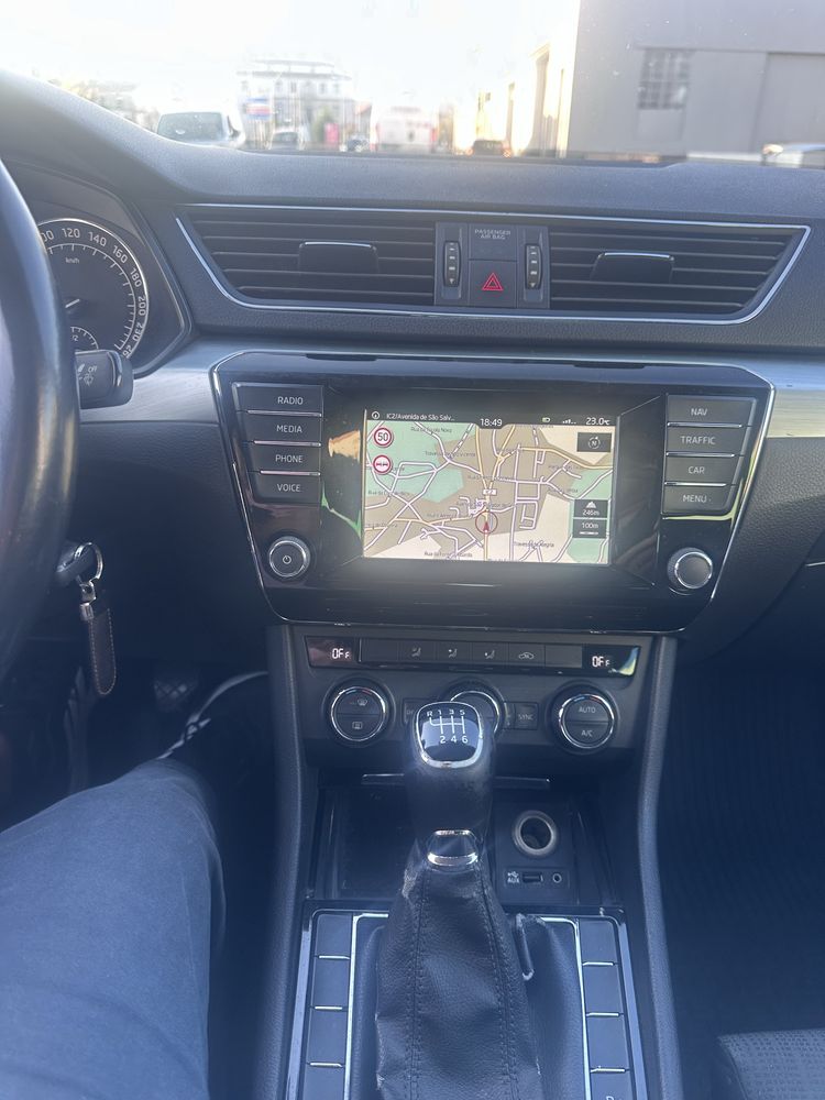 Skoda Superb 2.0 150cv
