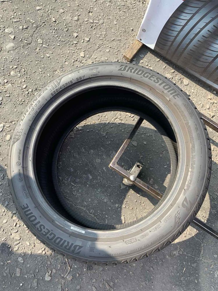 Шини 255/40 R18 пара Bridgestone 6мм, 2020р