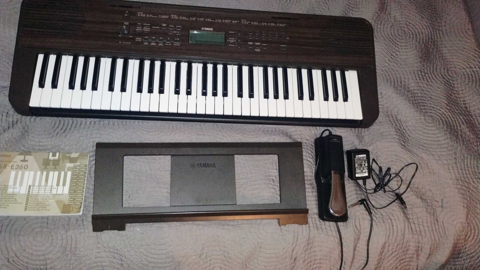 Keyboard Yamaha PSR-E360