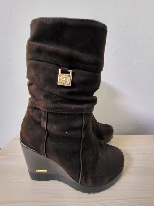 Взуття зимове розмір 38-39