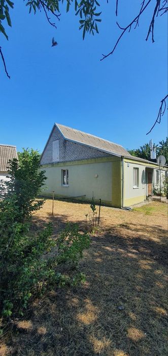 Продам дом в селе  Казначеевка