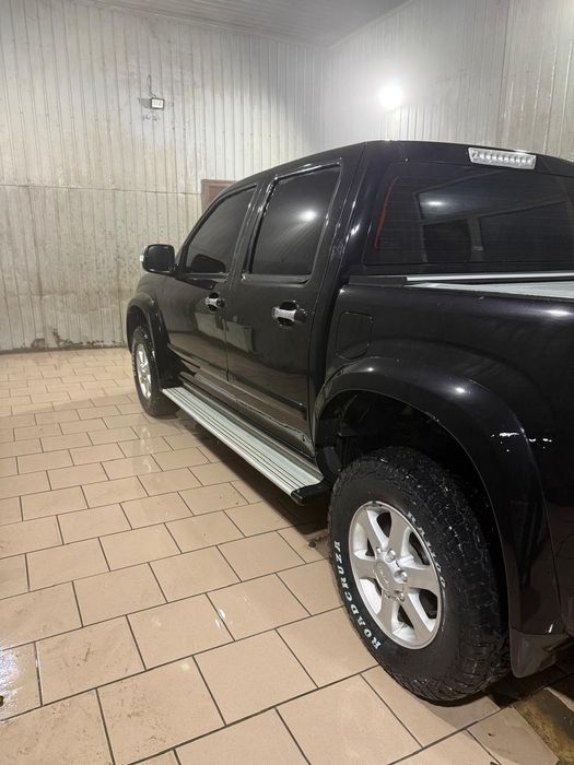 Isuzu RODEO DENVER 2010 2.5 TDI
8000$ без торга!