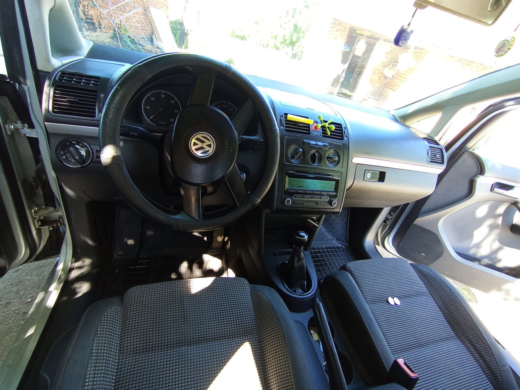 Продам Volkswagen Touran 2003 рік.