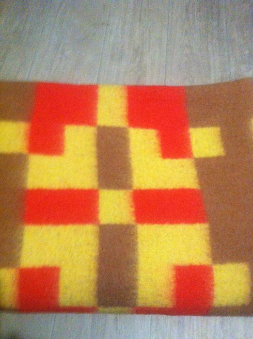 Постельное белье , простыни , комплекты ,одеяла. .