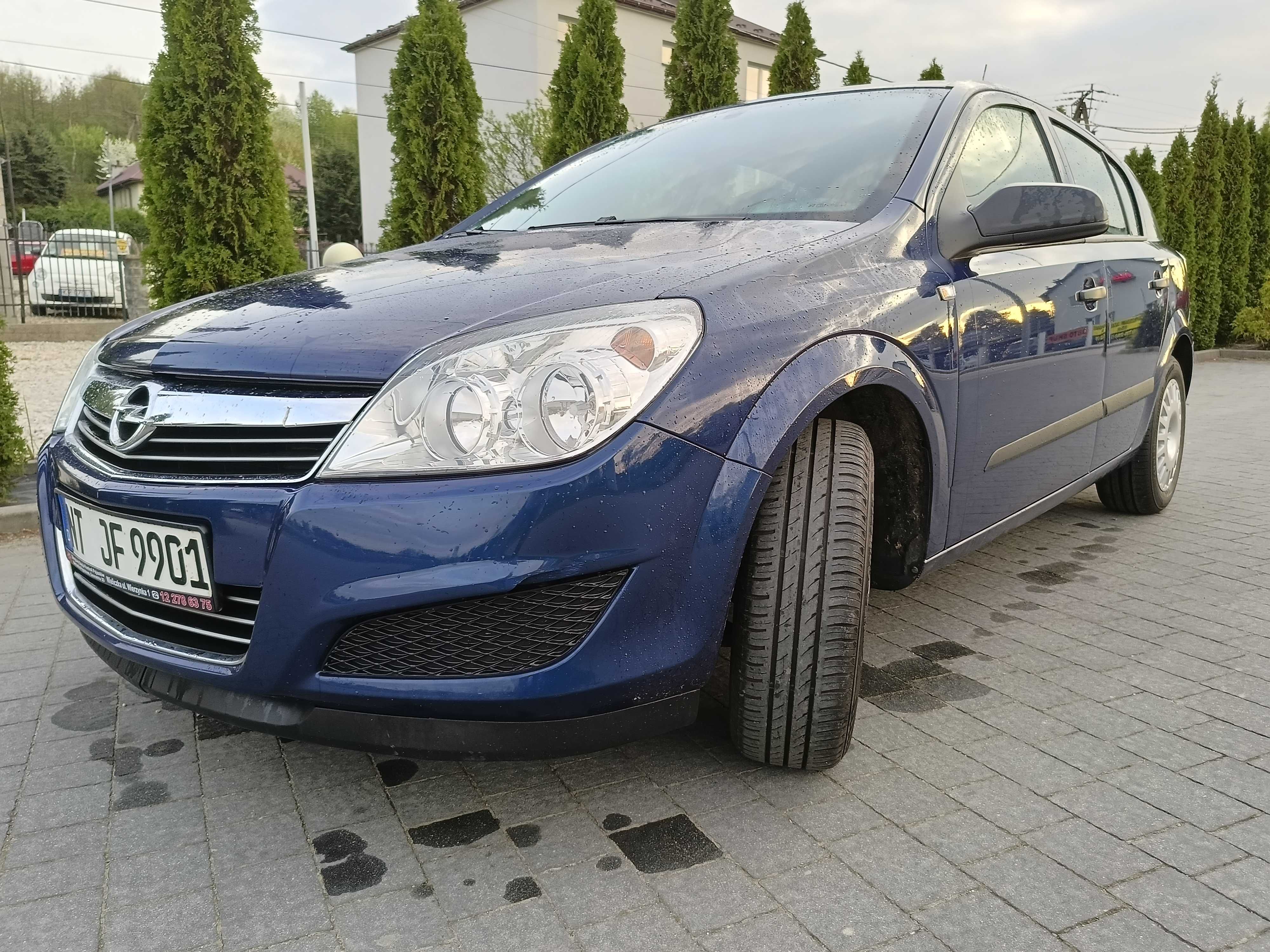 Opel Astra h Benzyna sprowadzona super stan