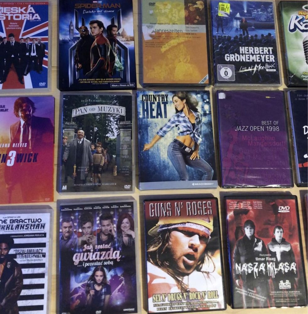 Filmy koncerty dvd i inne guns n roses resident evil