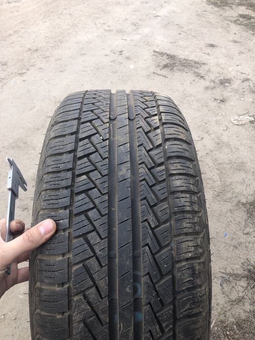 Продам резину 235 * 45 R 17