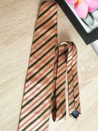Elegancki krawat jedwabny beżowy Hugo Boss brąz beż czerwień połysk