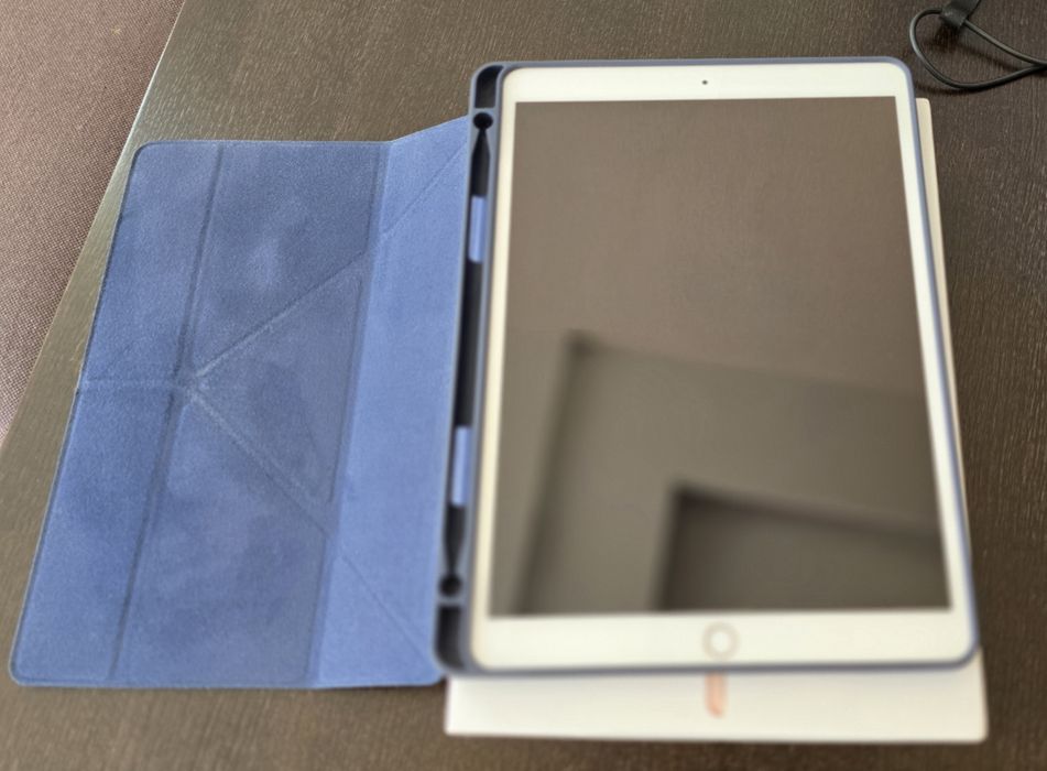 iPad Air 10.5 GOLD (3 Gen) A2153 2019 WiFi+LTE (офіційний) 256 GB