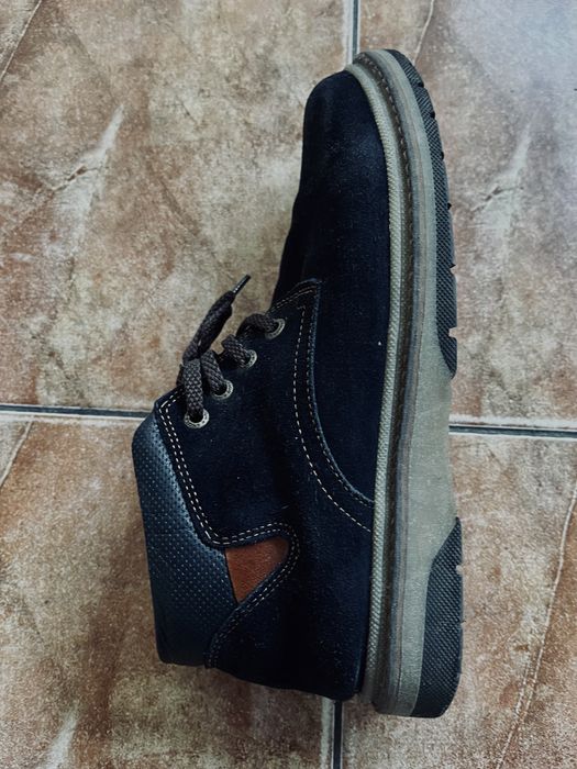 Взуття підліткове