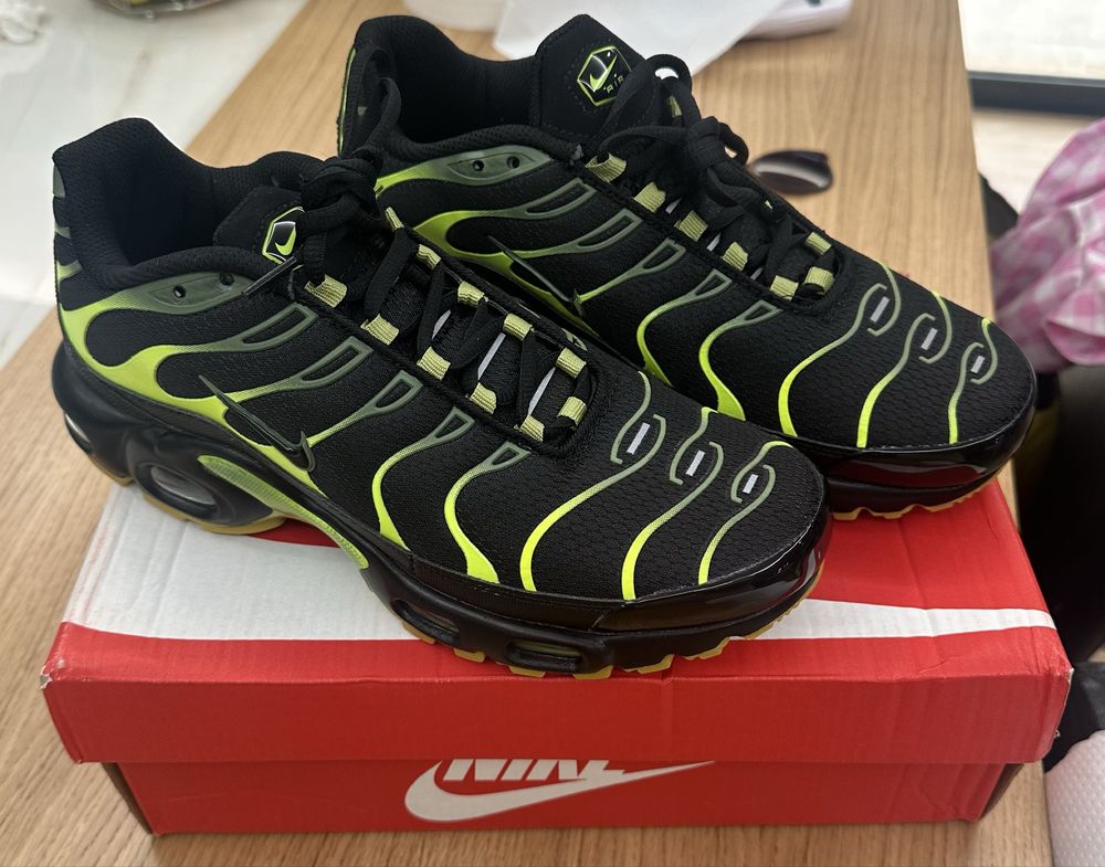 Sapatilha Nike Air Max Plus TN Pacific 42