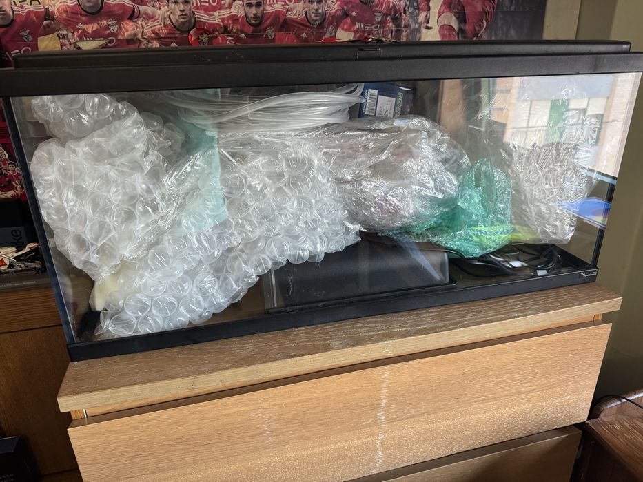 Aquario 200 litros