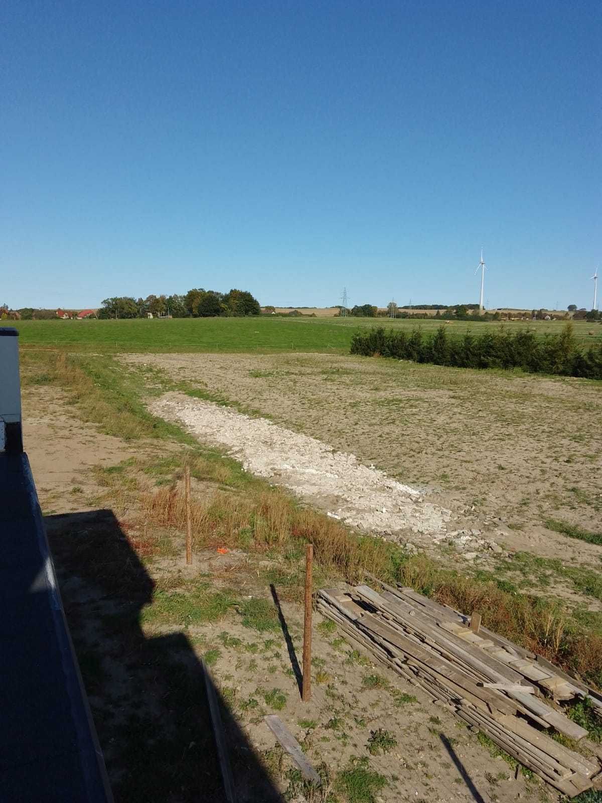 Działka na sprzedaż. 4 km od Kołobrzegu.