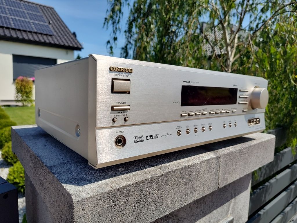 Amplituner Onkyo TX-SR501E