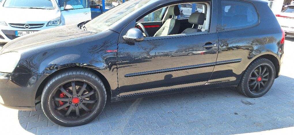 Cały Golf 5 na części kolor l041 silnik 1.6 FSI