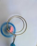 Brinquedo Pião Roda Magnético Giratória Luz Colorida Melodia
