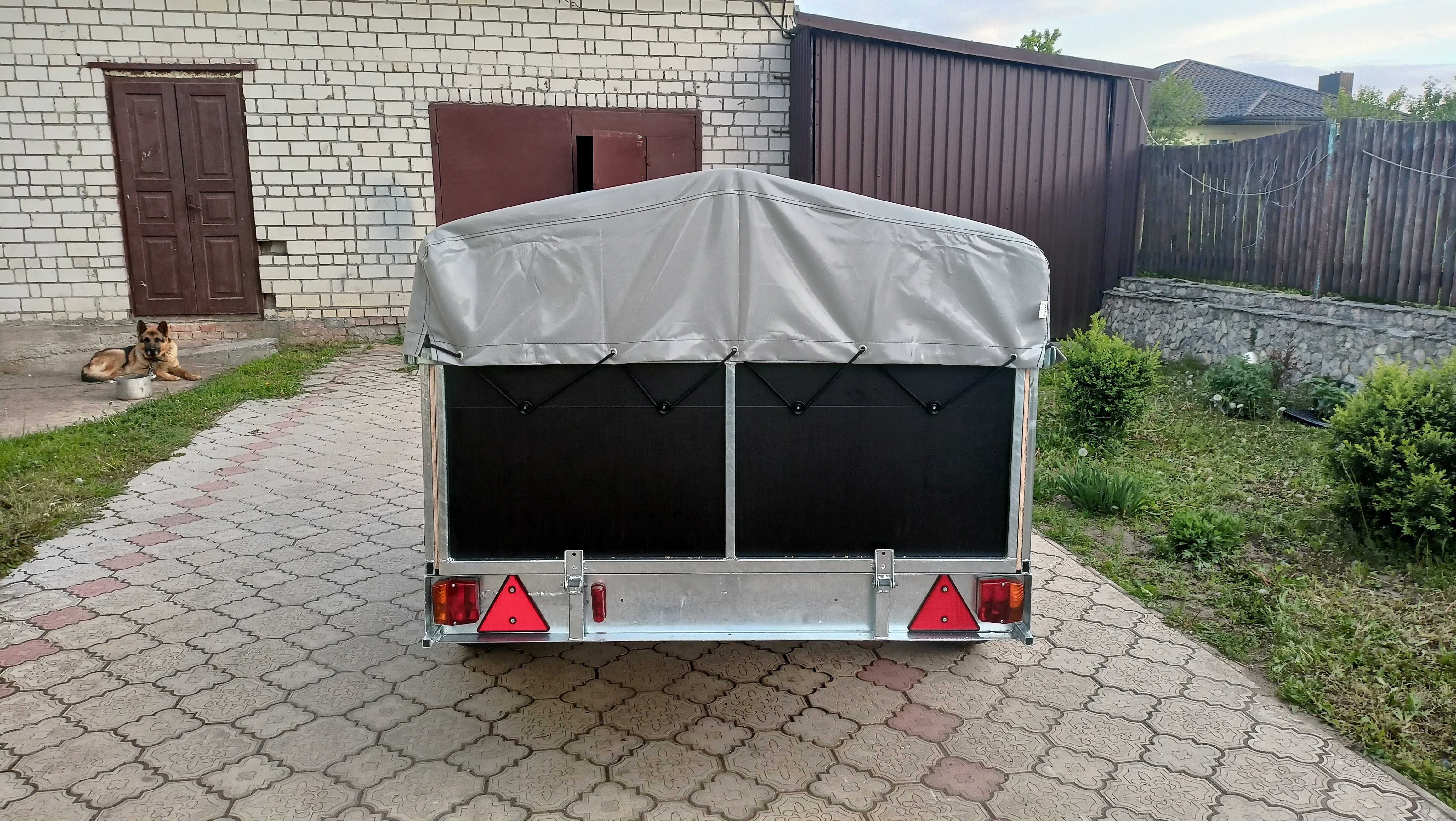 Легковий оцинкований причеп