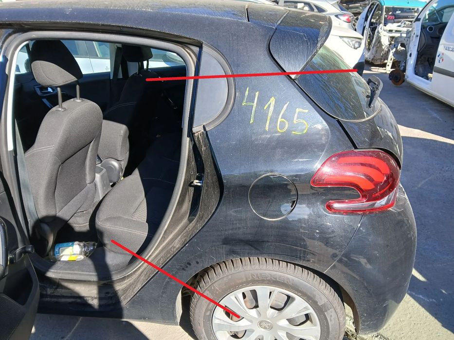 Painel trás esquerdo PEUGEOT 208