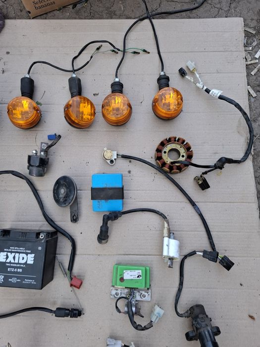 Коммутатор Bajaj Boxer 150X баджадж боксер, електроника