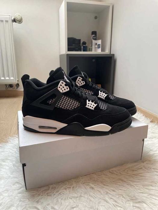 Buty meskie Mokasyny Jordan_4_Retro_White_Thunder R.45