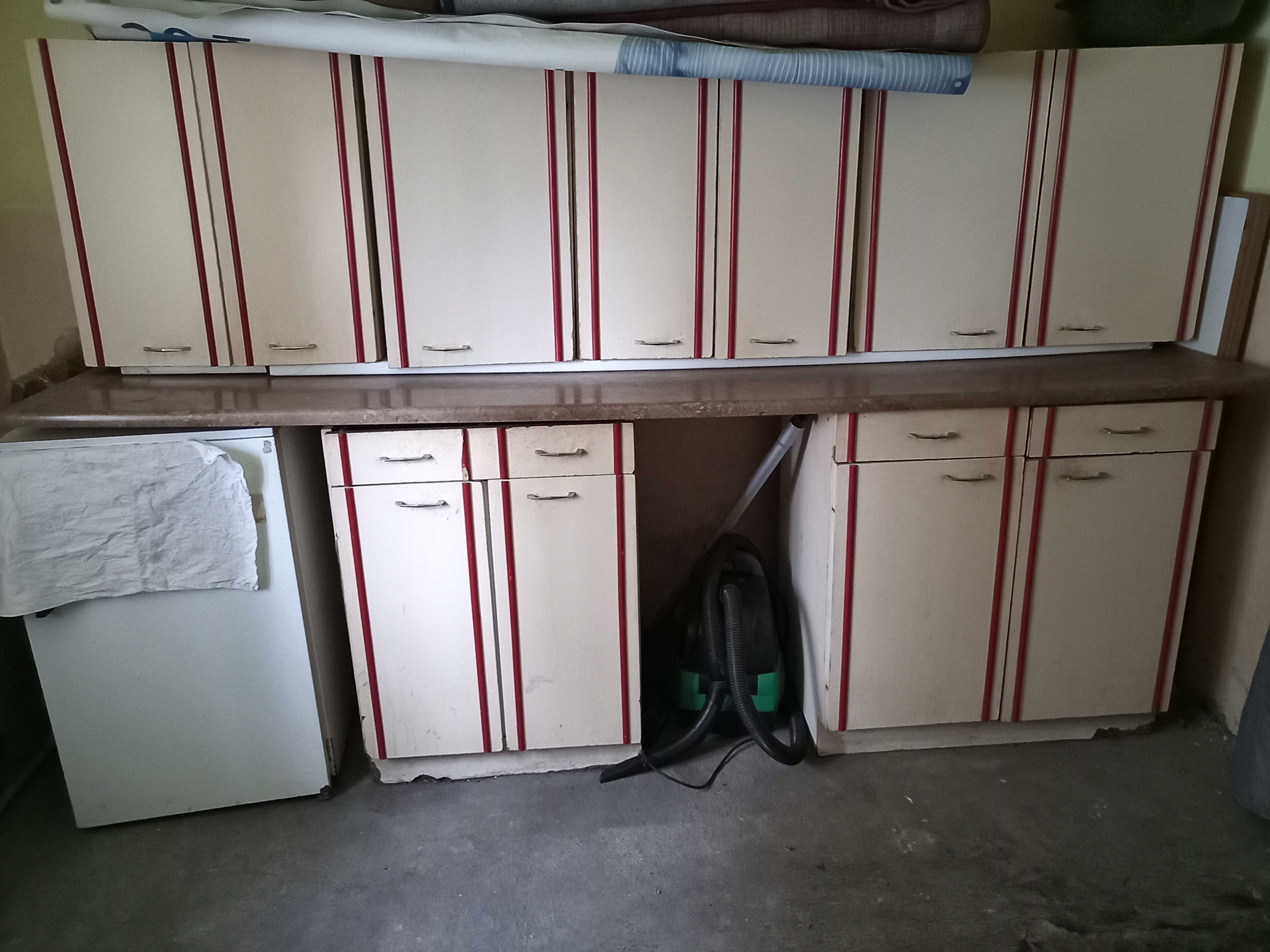 Meble meblościanka z PRL do Kuchni