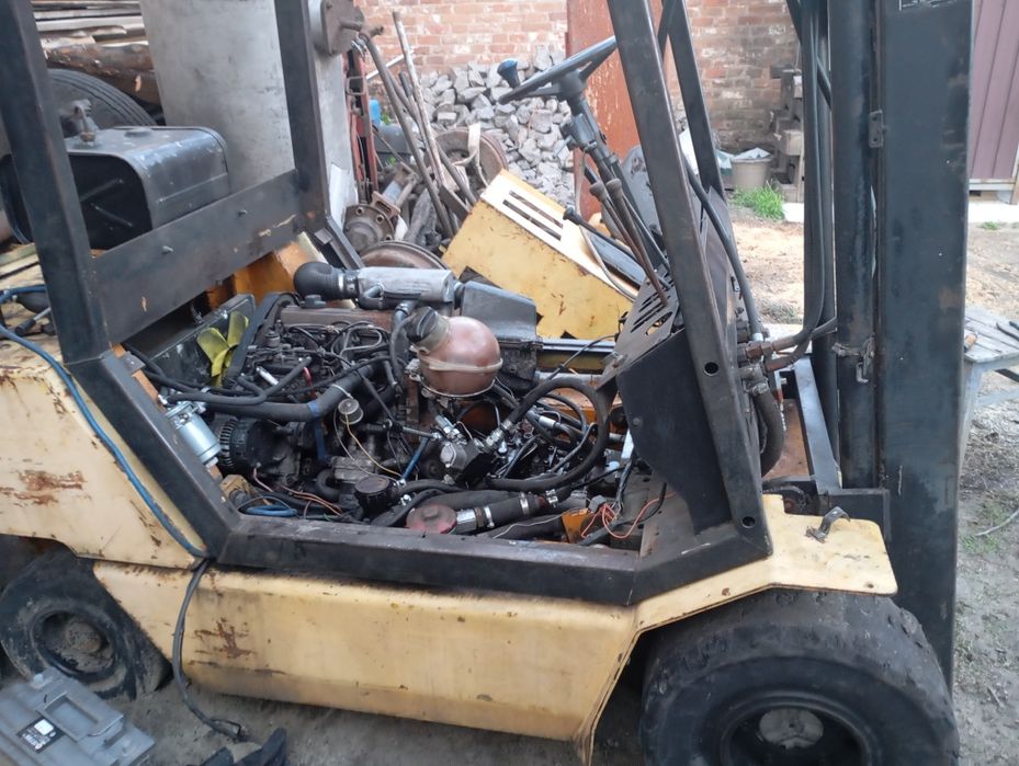 Дизельний навантажувач boss