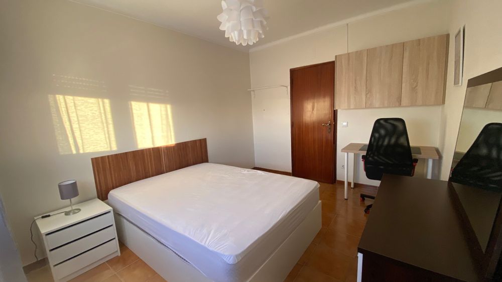 Quarto disponível 280€