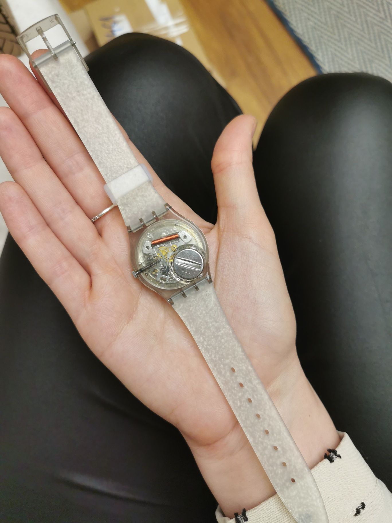 Zegarek swatch gent srebrny brokatowy