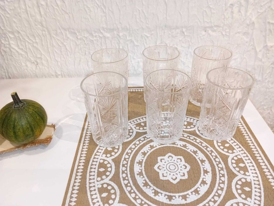Kryształowe szklanki z pięknym wzorem  x 6 szt.
