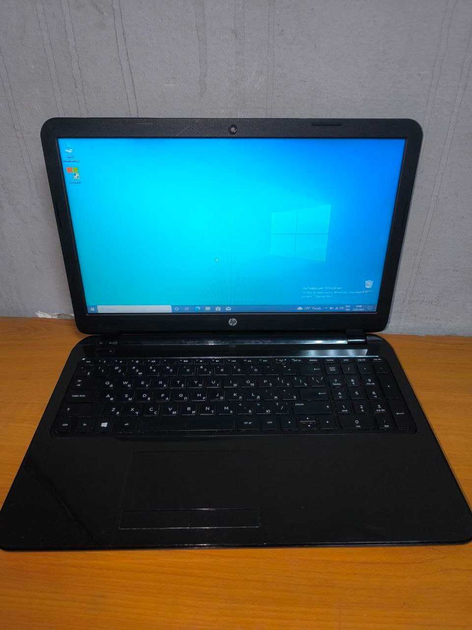 Ноутбук HP 250 G3