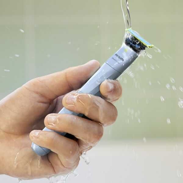 Philips OneBlade First Shave QP1324/20 Nowa maszynka trymer do golenia