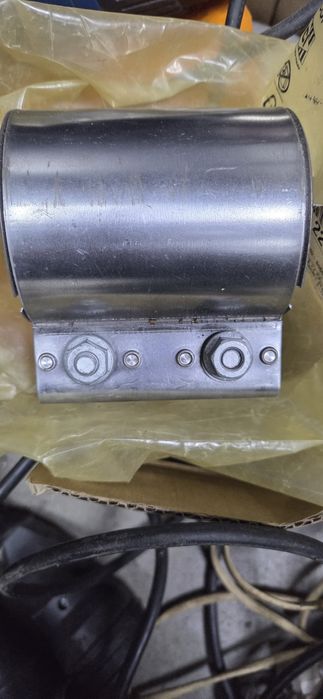 95811122010 Porsche Хомут глушителя передний