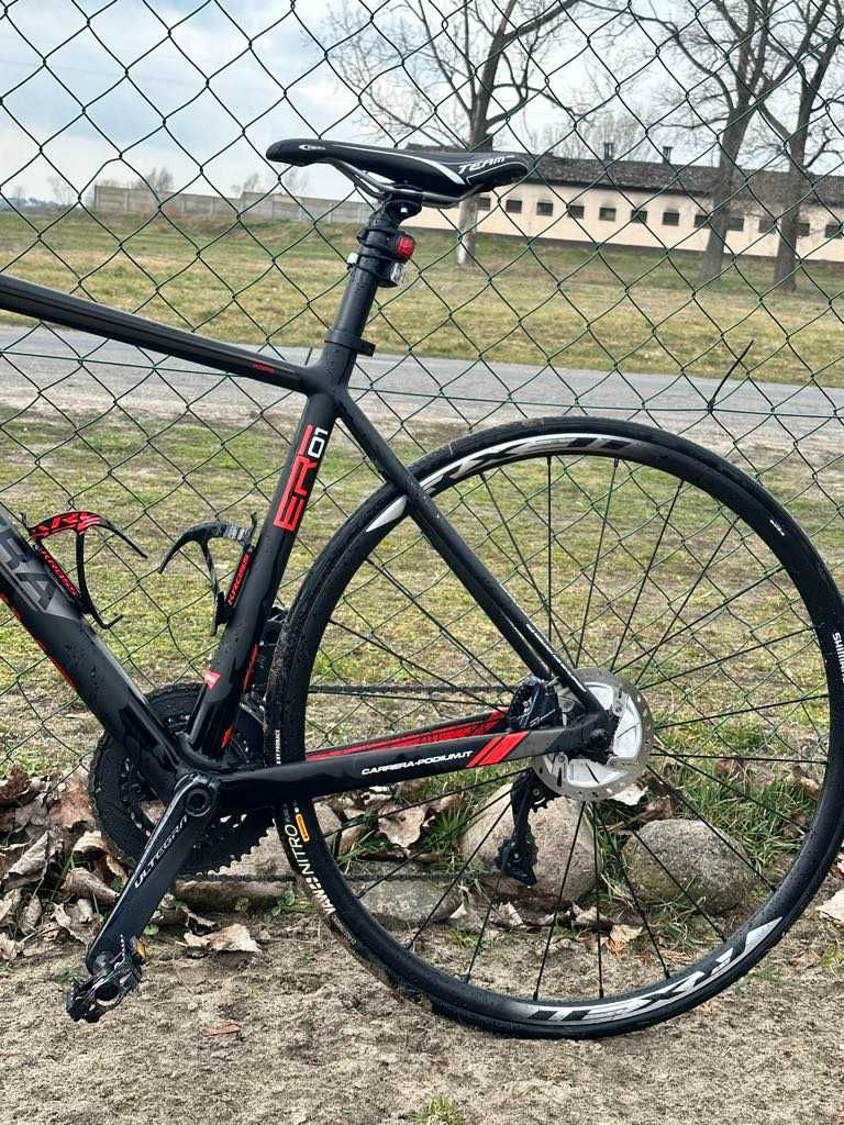 Rower Carrera z ramą karbonową na sprzedaż.