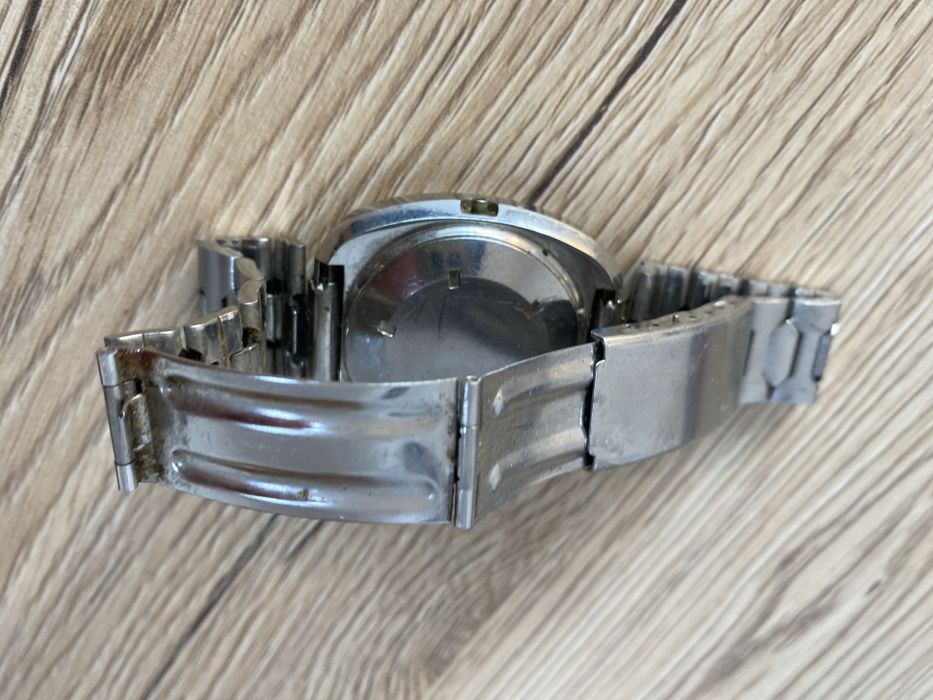 Relógio (não funciona)