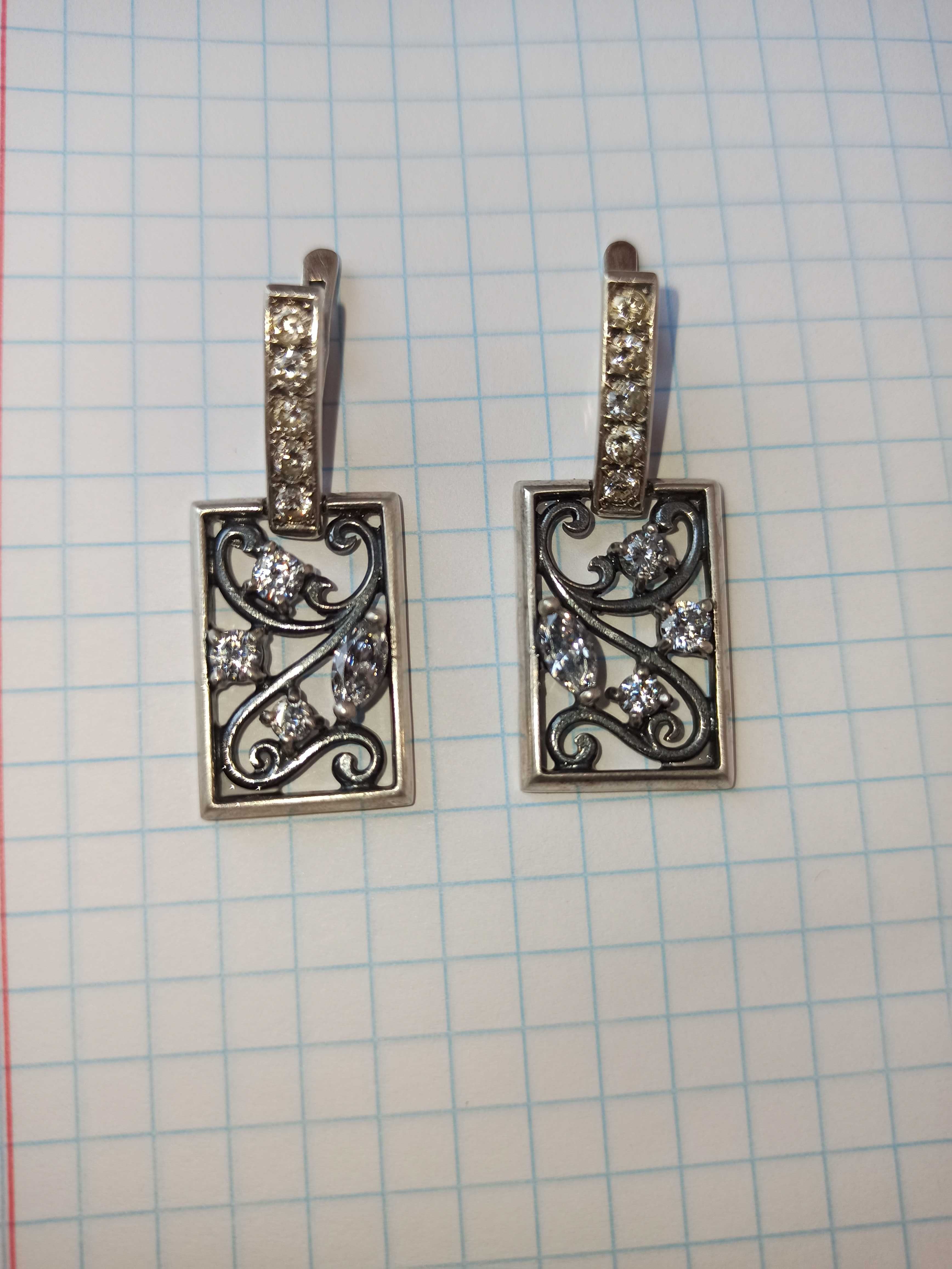 Серебряные серьги длинные