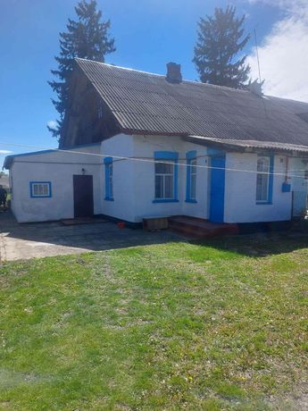 Продаж ( обмін ) ч/ будинку в селі Озірно.