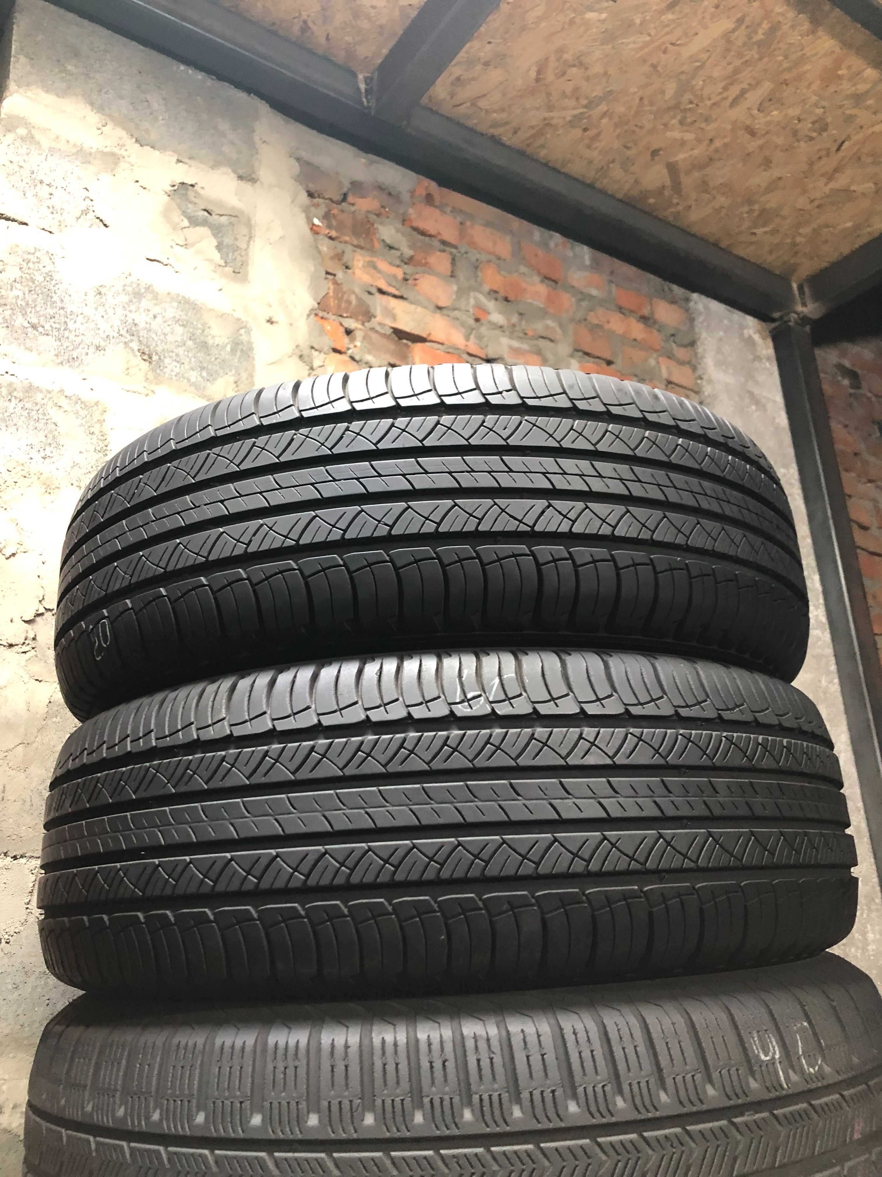 Шини 215/70 R16 Michelin Latitud Tour HP