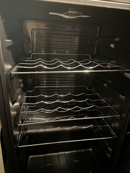 Cave de vinhos com garantia