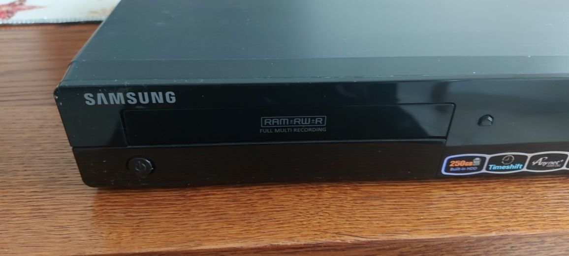 DVD odtwarzacz SAMSUNG.775