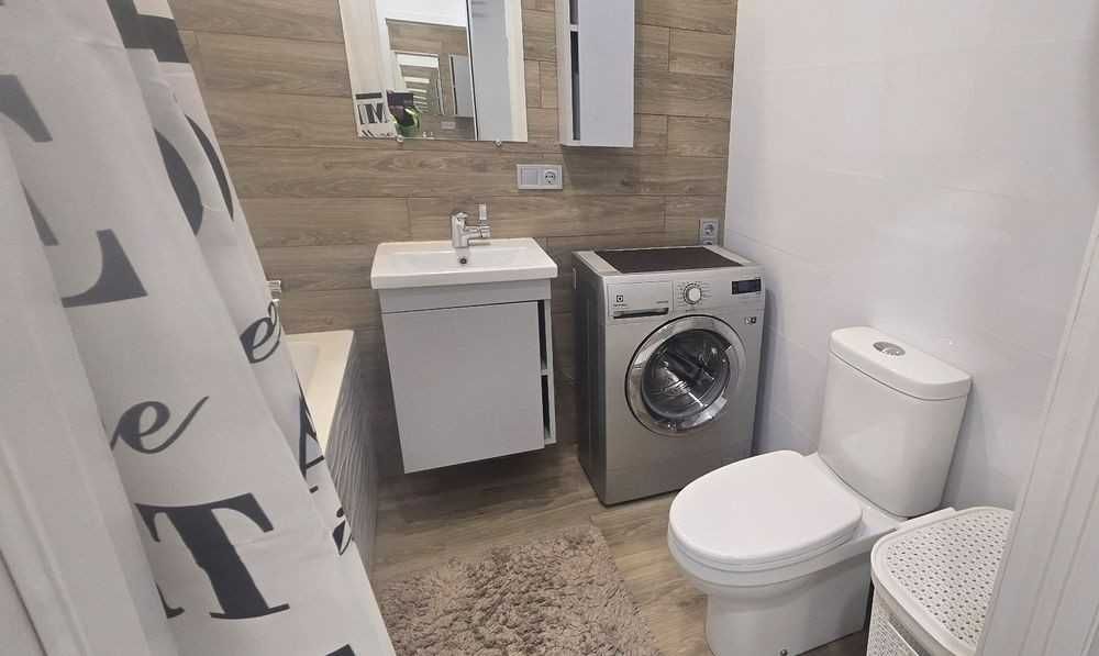 СРОЧНО!!! ЖК Левада-1! Елизаветинская! Метро Гагарина! Продам 2к 47 м2